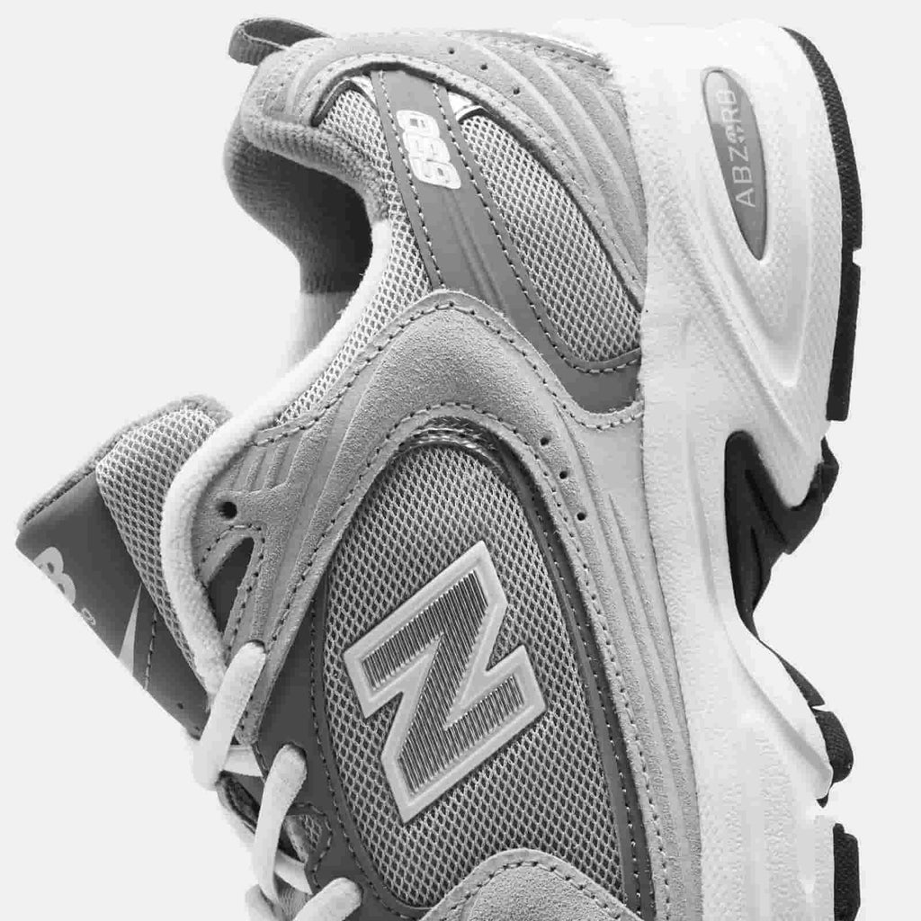 New Balance Women's MR530