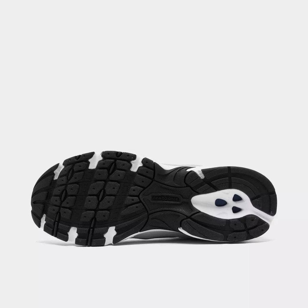 New Balance Women's MR530