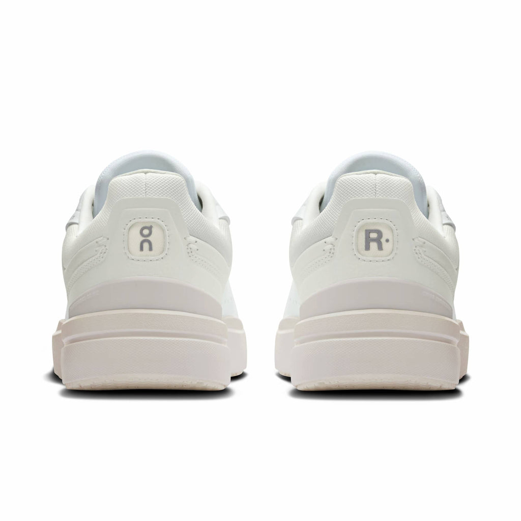 On Women's The Roger Advantage 1 Shoes