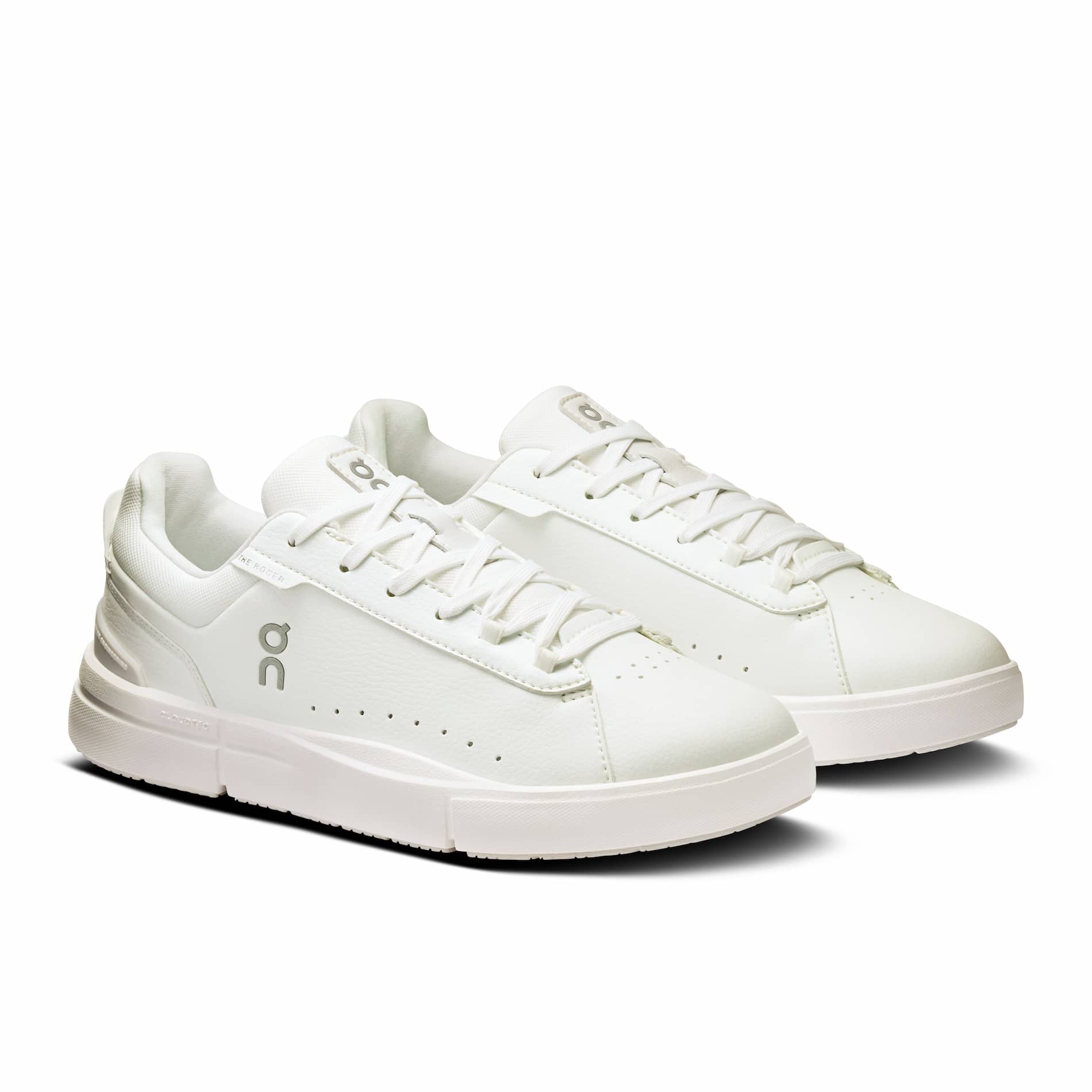 On Women's The Roger Advantage 1 Shoes