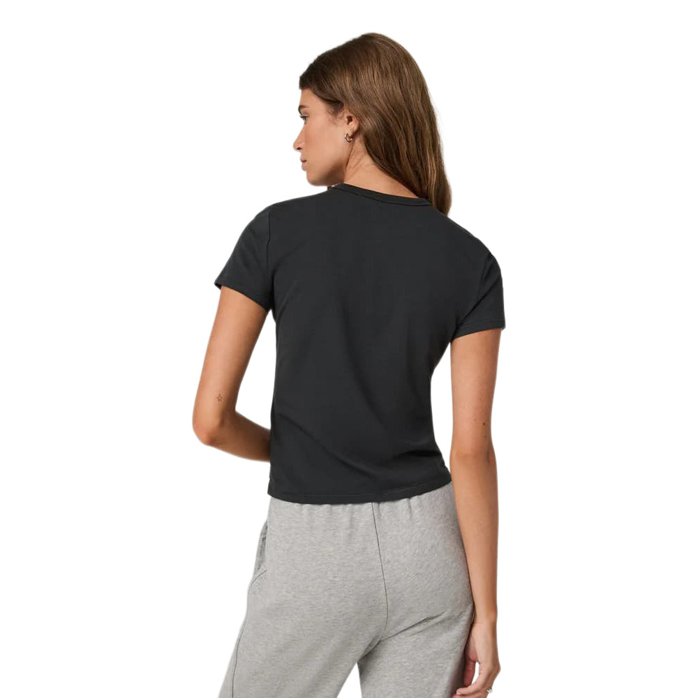 Vuori Women's Feather Classic Short Sleeve Tee